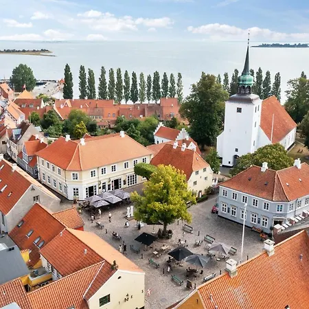 Pa Torvet 3* Ærøskøbing