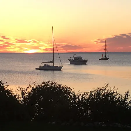 Pa Torvet - Guesthouse 4* Ærøskøbing
